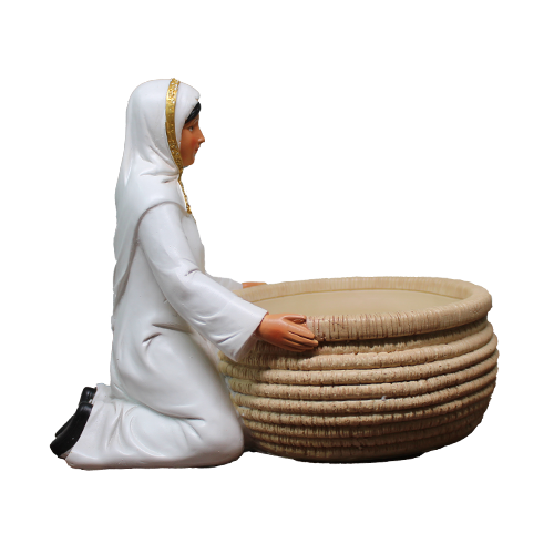 تحف خوص نسائي ابيض مذهب