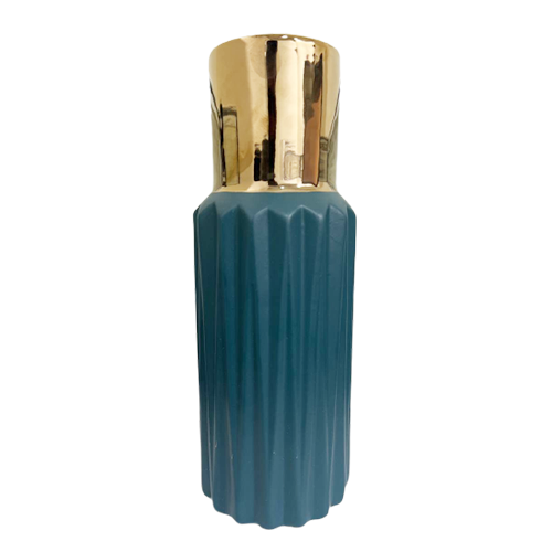 مزهرية مقلم اخضر