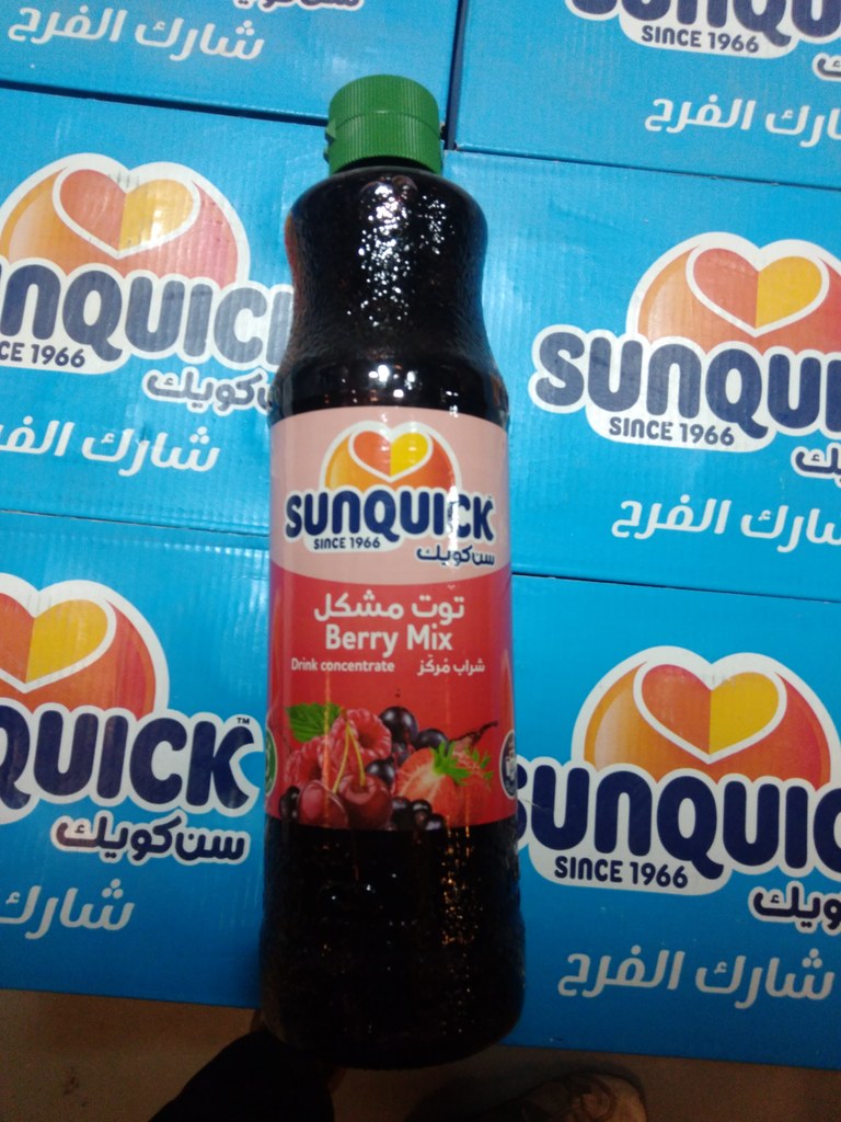 سن كويك شراب مركز توت مشكل زجاج  700 مل