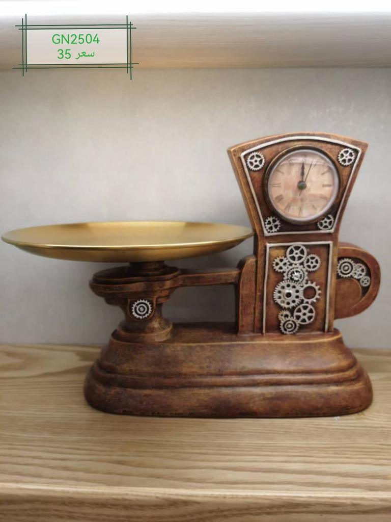 تحفة ساعة كلاسيك شكل ميزان (GN2504)